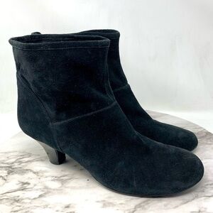 Nine West Halfpin Black Suede Slouchy Heeled Boots 9 Classic Retro Preppy Chic